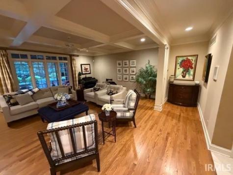 5421 Winthrop Court Evansville IN 47715