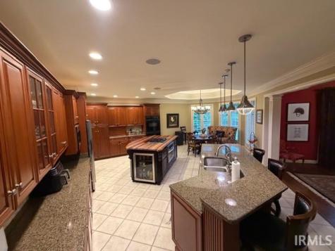 5421 Winthrop Court Evansville IN 47715