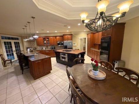 5421 Winthrop Court Evansville IN 47715