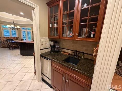 5421 Winthrop Court Evansville IN 47715