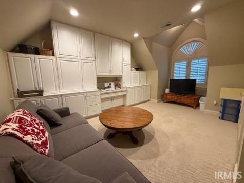 5421 Winthrop Court Evansville IN 47715