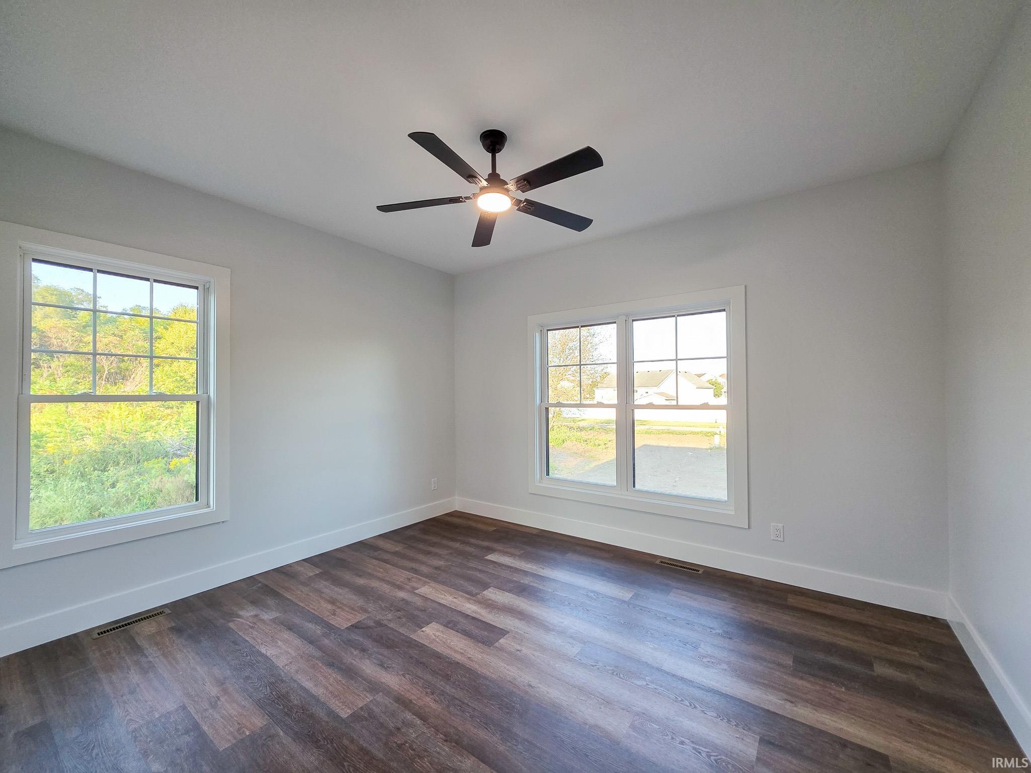 1602 Stoneham Drive Mishawaka IN 46544