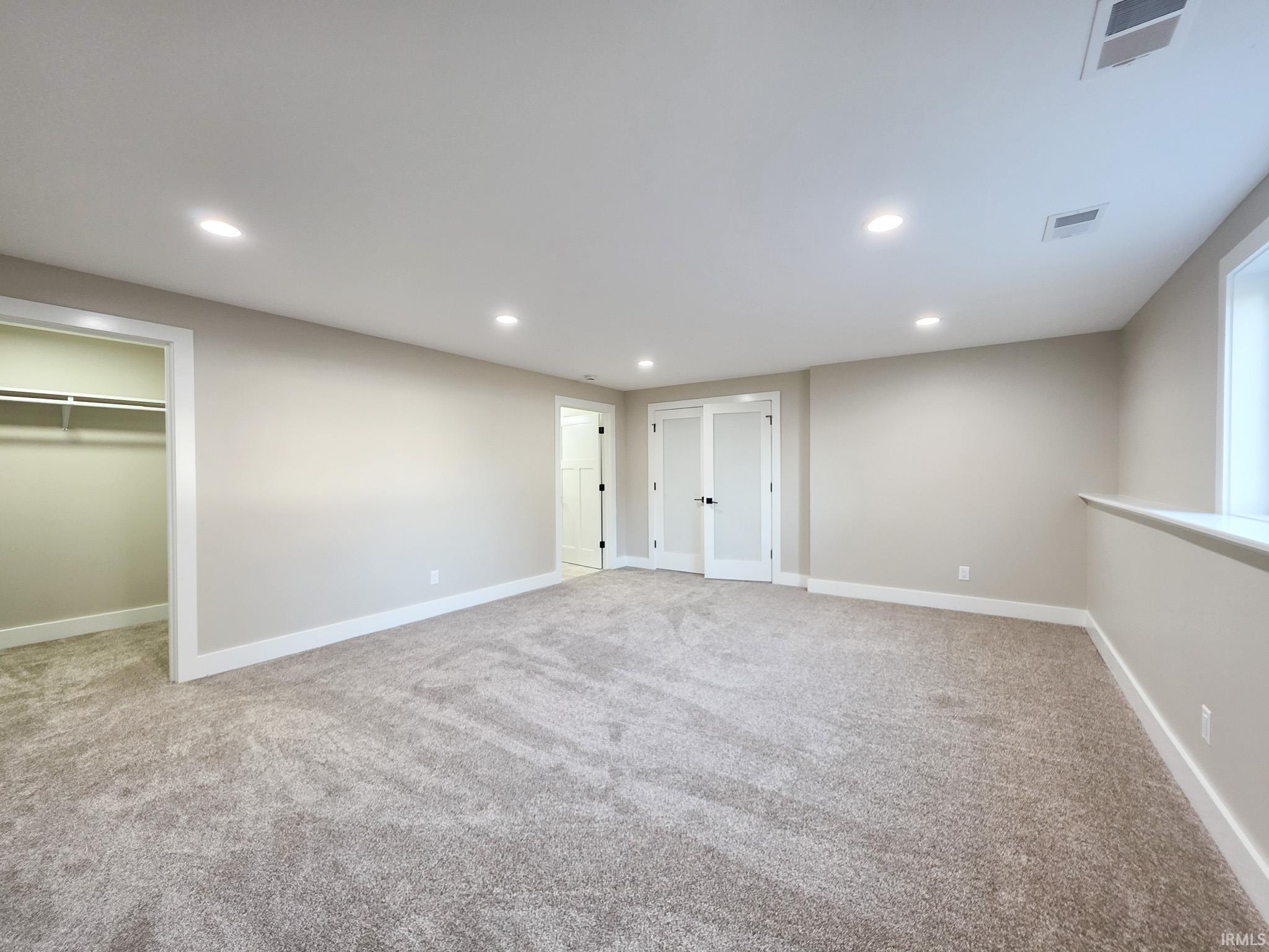 1602 Stoneham Drive Mishawaka IN 46544