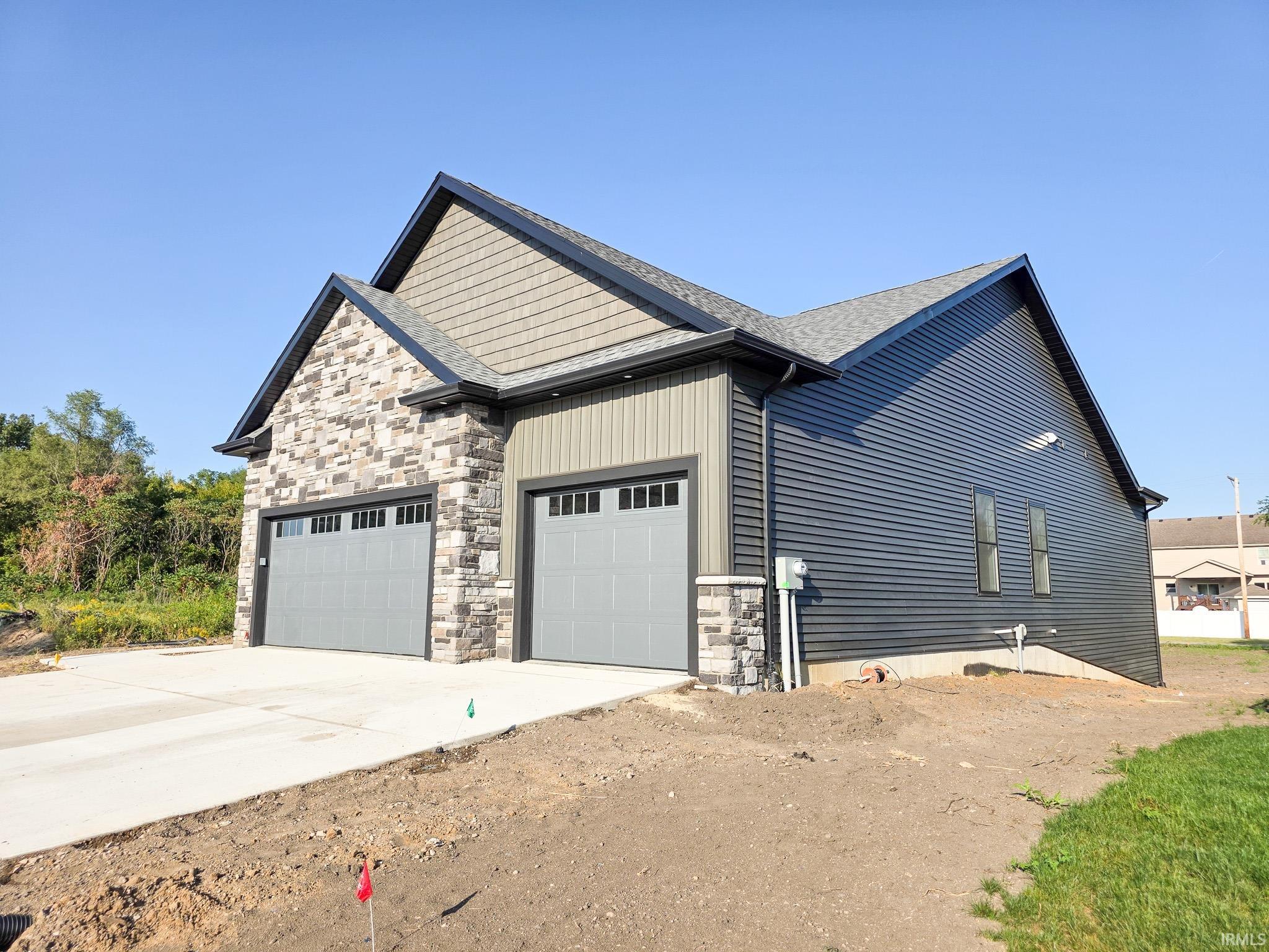 1602 Stoneham Drive Mishawaka IN 46544