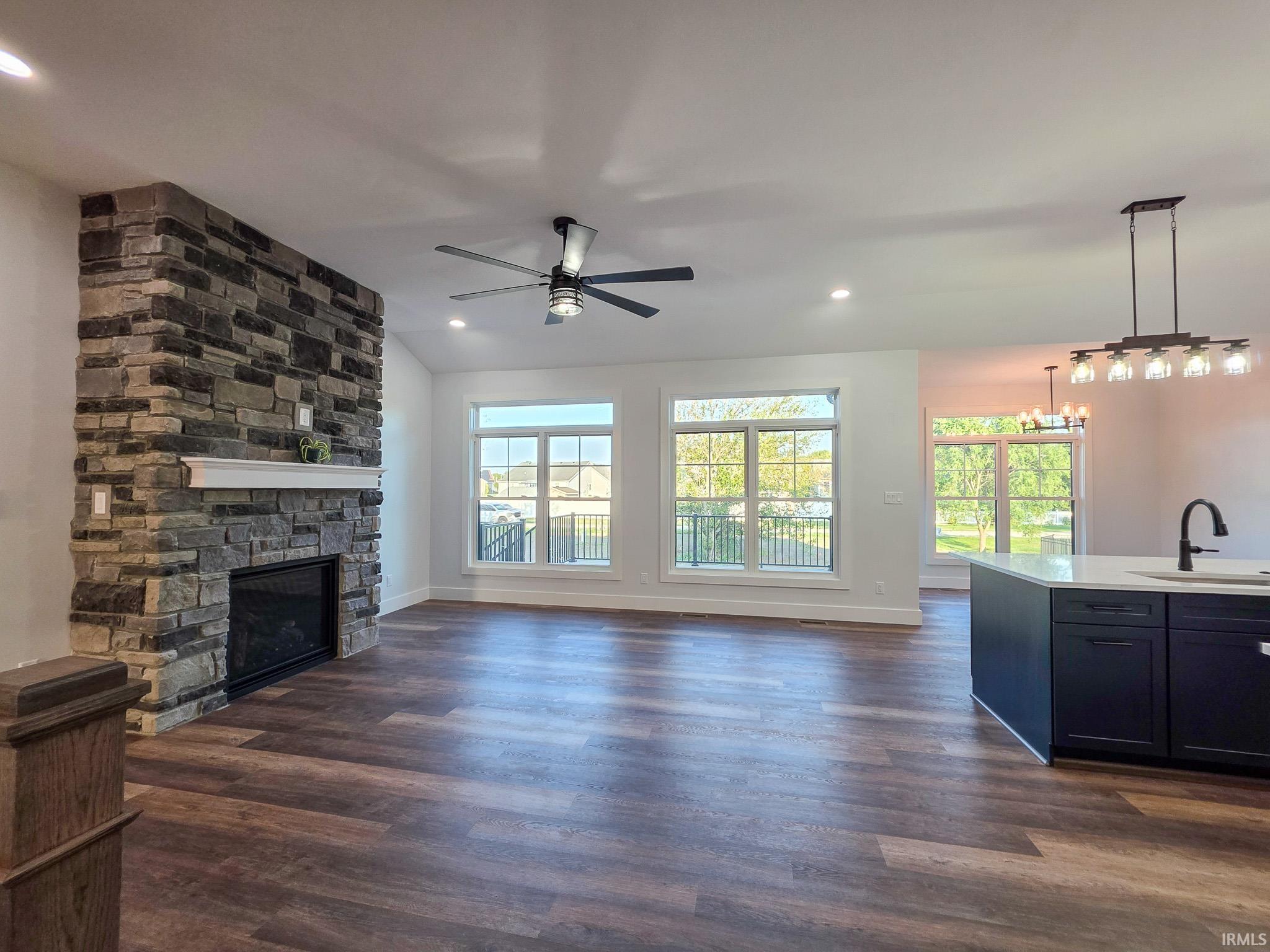 1602 Stoneham Drive Mishawaka IN 46544