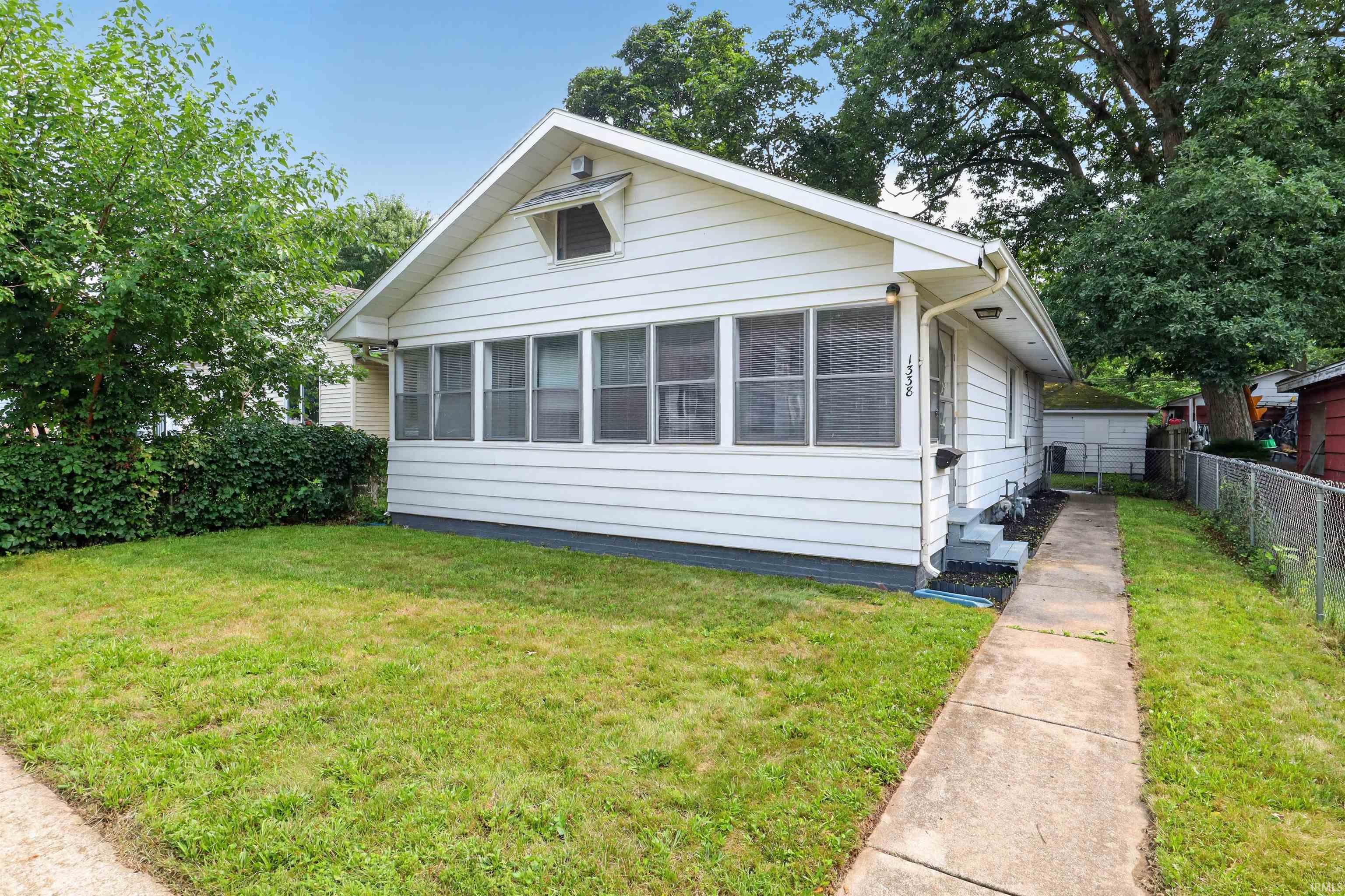 1338 Obrien Street South Bend IN 46628
