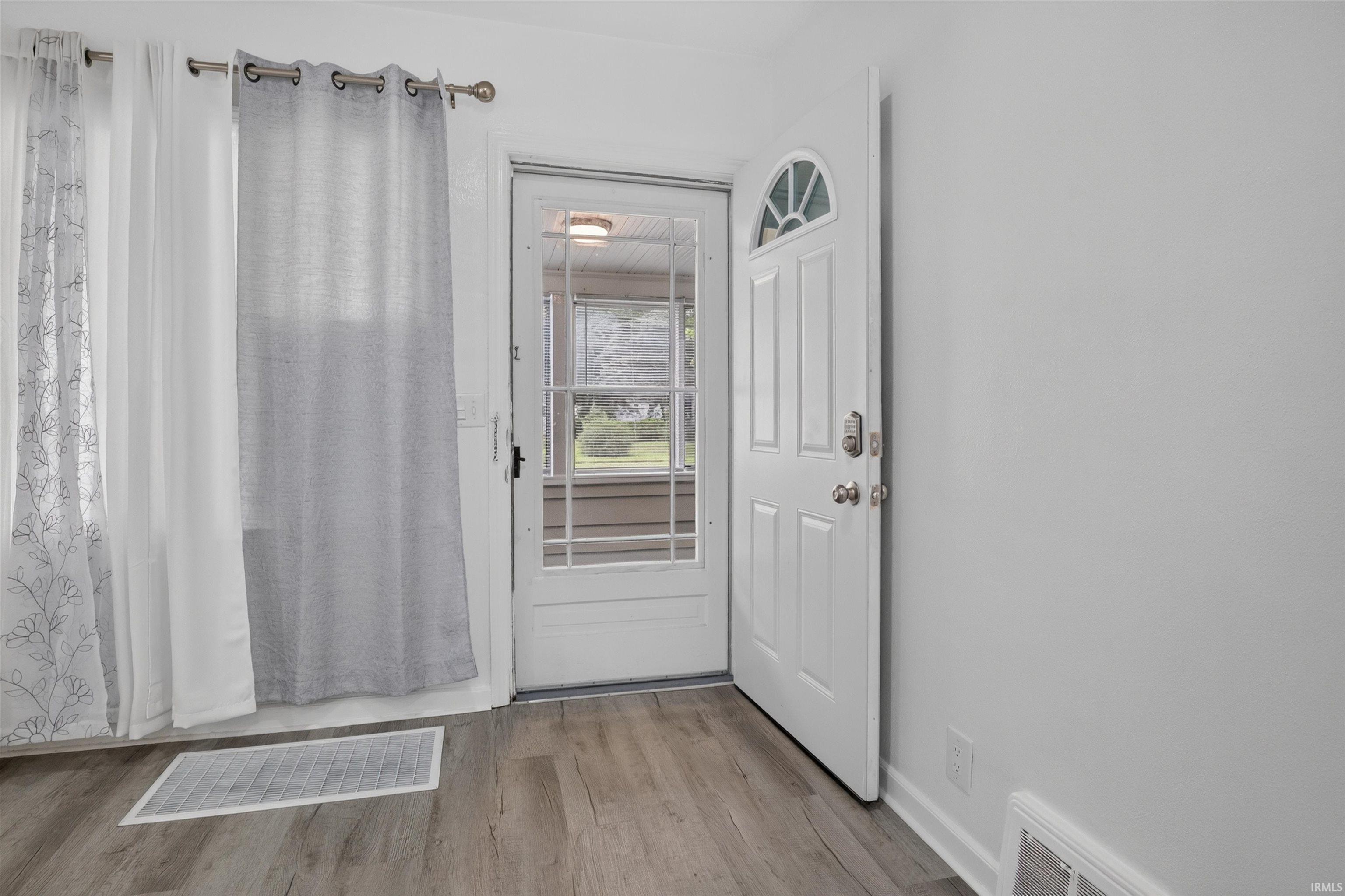 1338 Obrien Street South Bend IN 46628