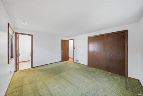 7407 Imperial Plaza Drive Fort Wayne IN 46835