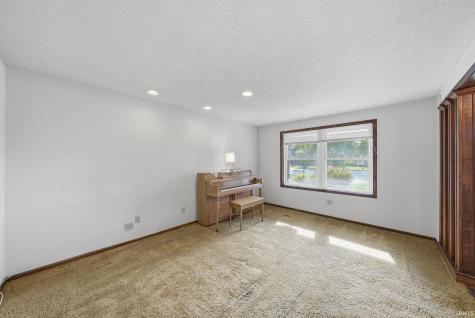 7407 Imperial Plaza Drive Fort Wayne IN 46835