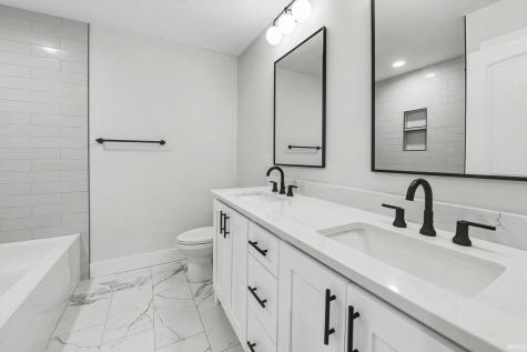 11151 Calle Jules Court Osceola IN 46561