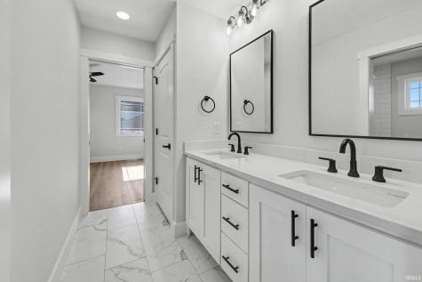 11151 Calle Jules Court Osceola IN 46561
