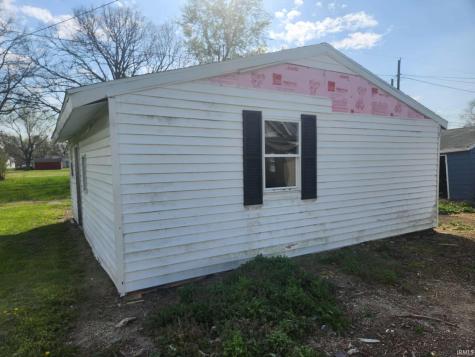 355 W Commerce Street Dunkirk IN 47336