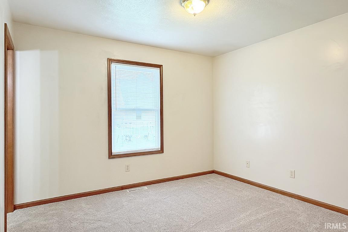 508 Heritage Drive Middlebury IN 46540
