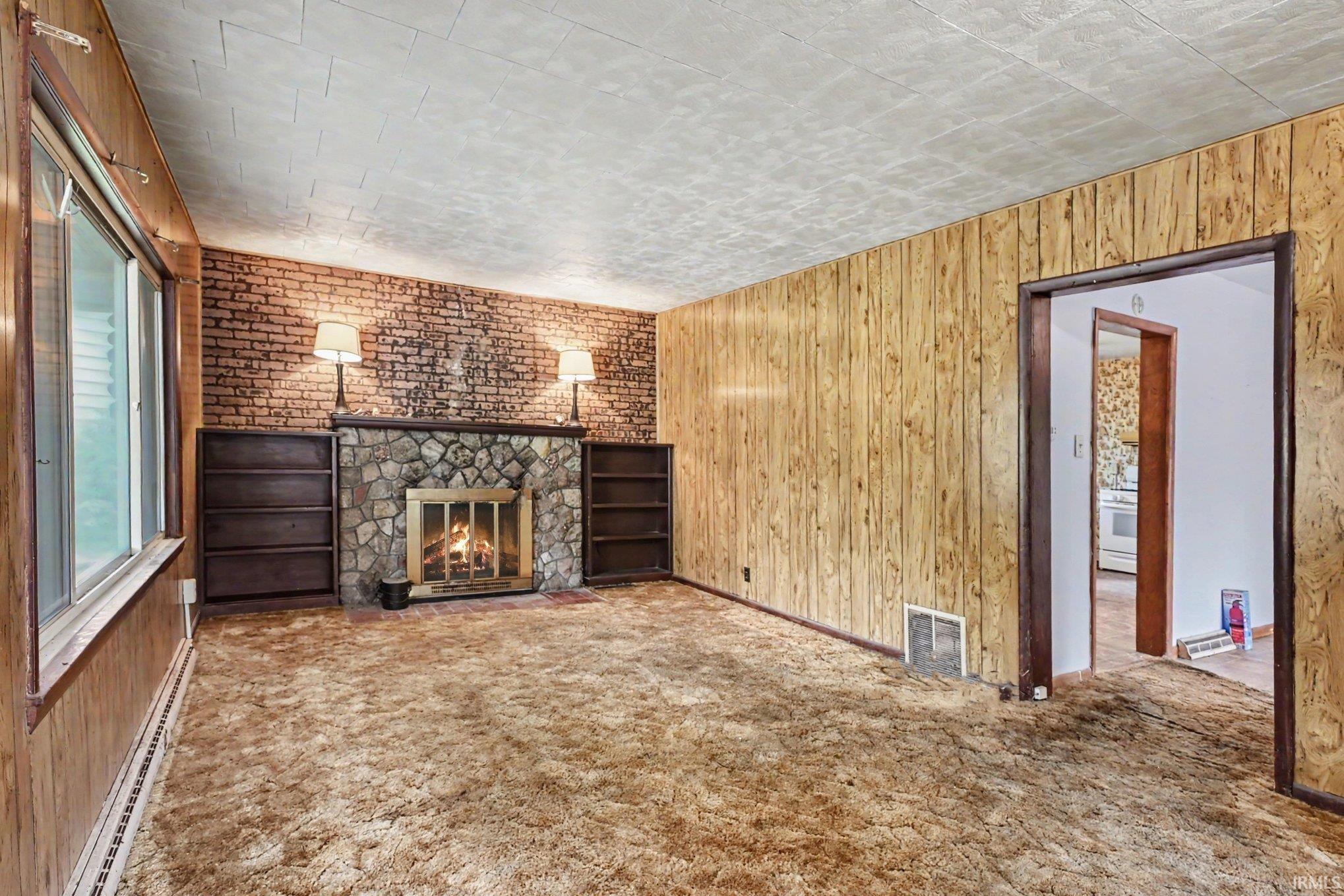 654 James Street Elkhart IN 46516