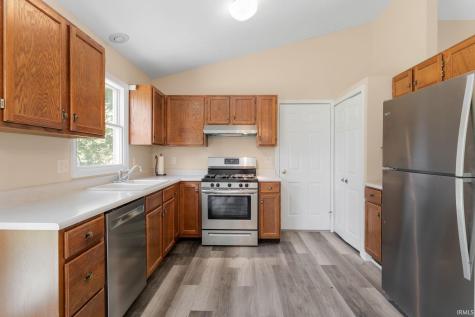 10476 Courtney Lane Granger IN 46530