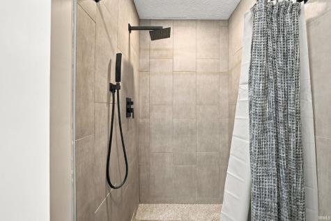 1020 Hornbeam Circle E Lafayette IN 47905