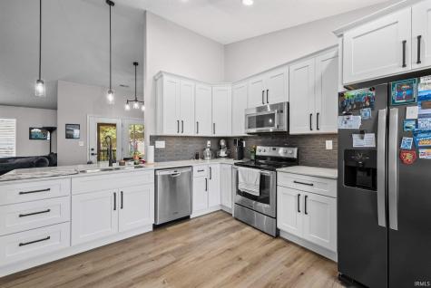 1020 Hornbeam Circle E Lafayette IN 47905