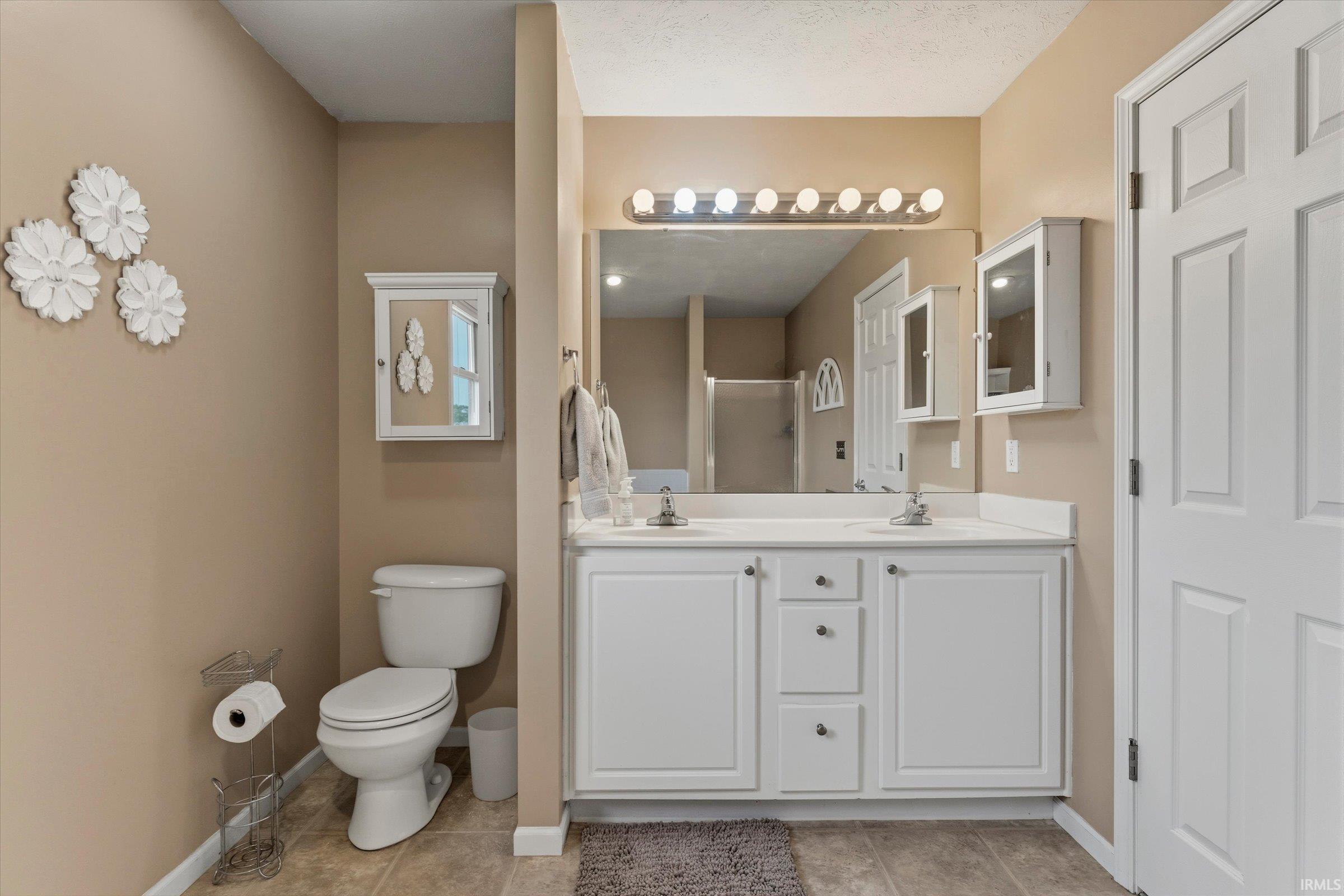 51340 Gilroy Court Granger IN 46530