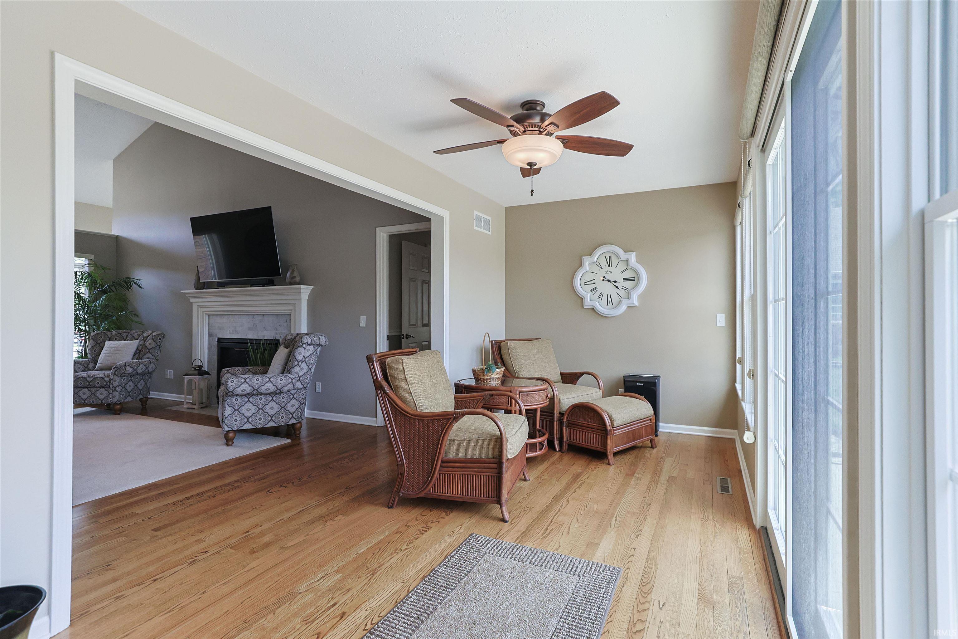 1360 Deerfield Court South Bend IN 46614
