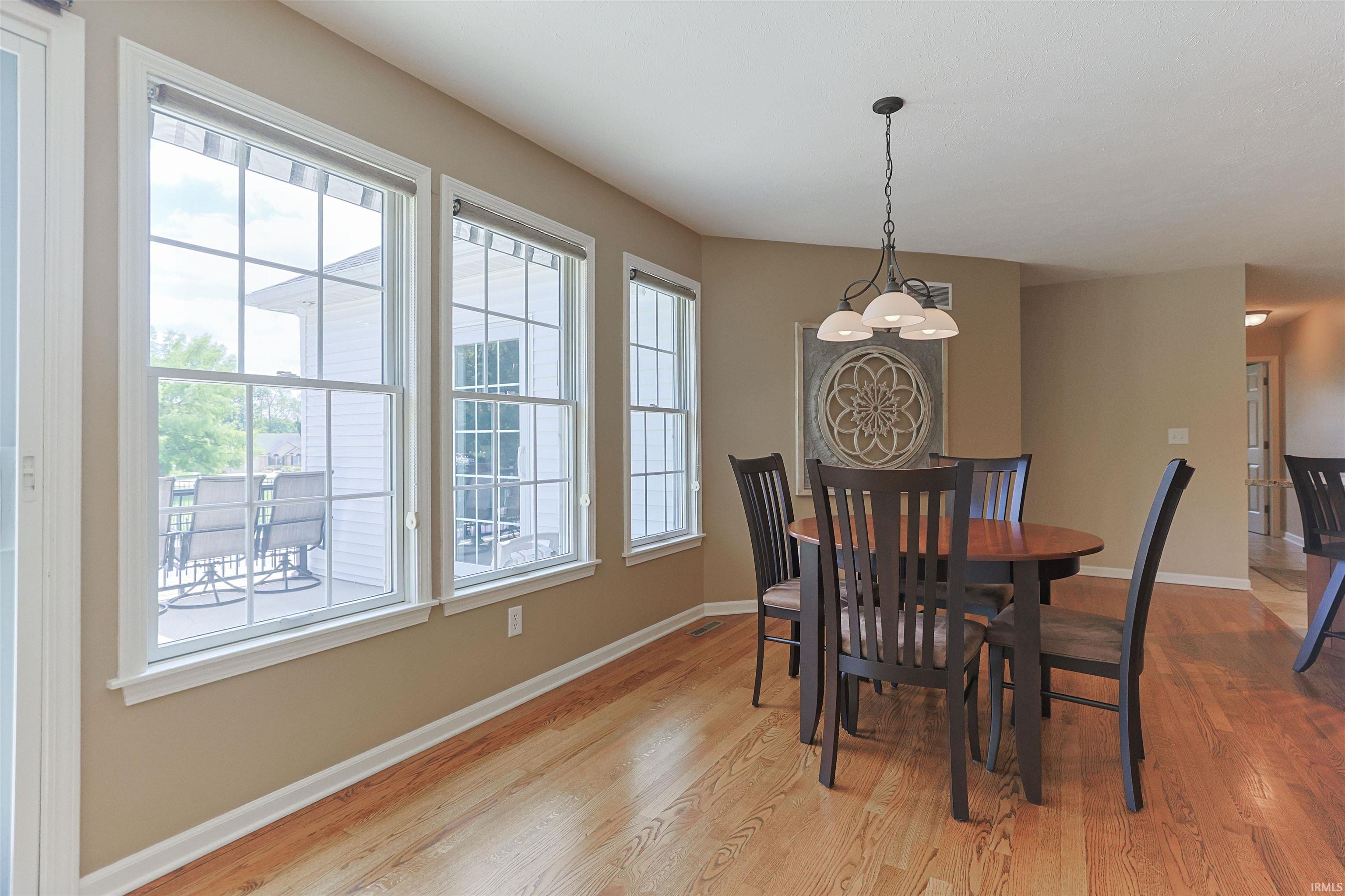1360 Deerfield Court South Bend IN 46614