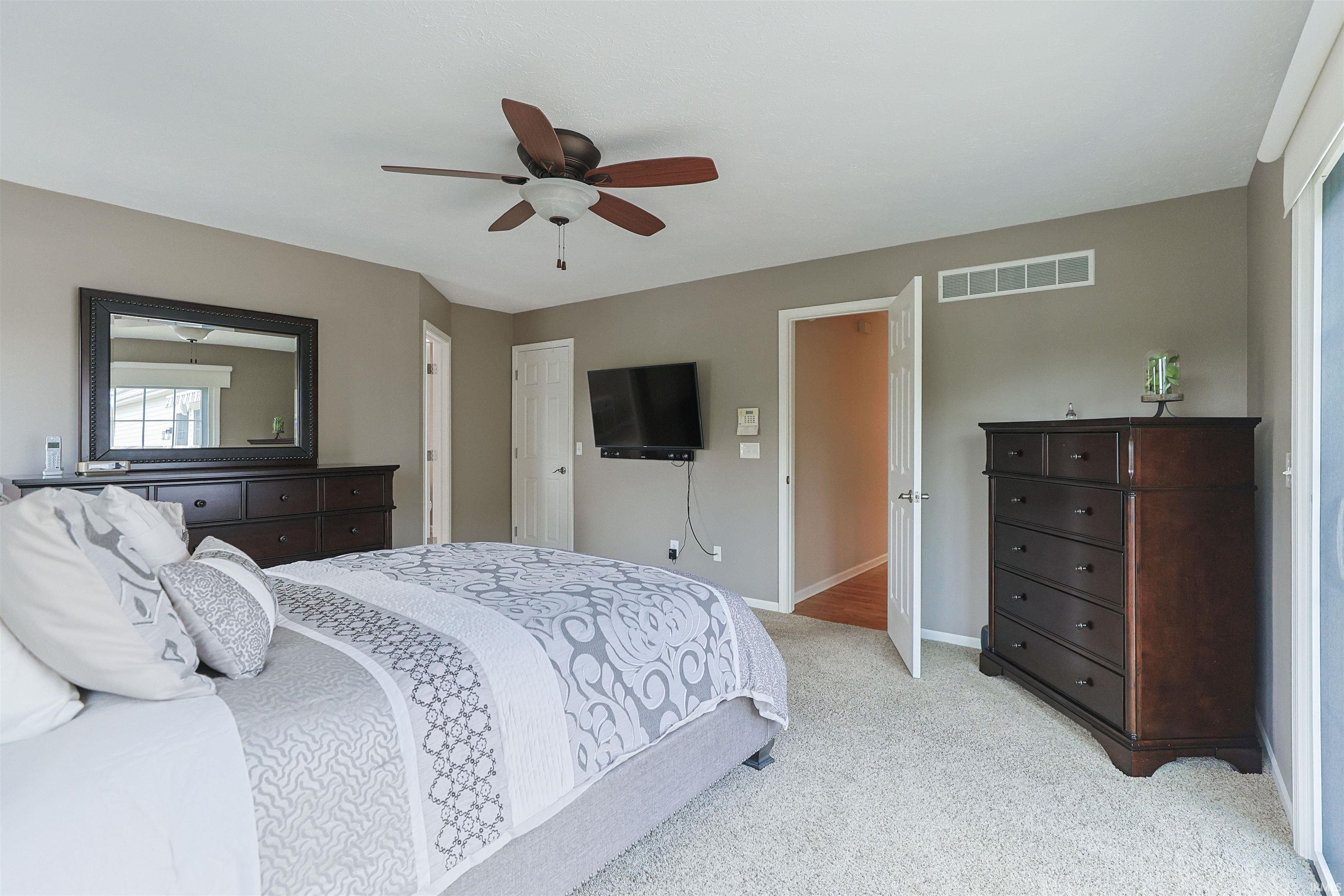 1360 Deerfield Court South Bend IN 46614