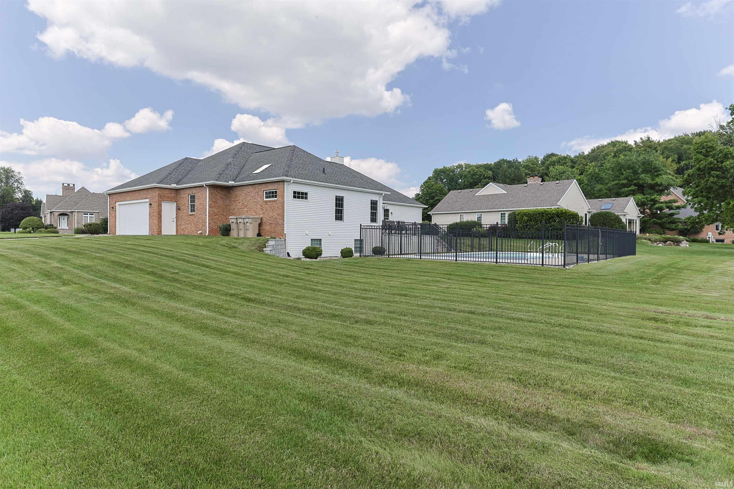 1360 Deerfield Court South Bend IN 46614