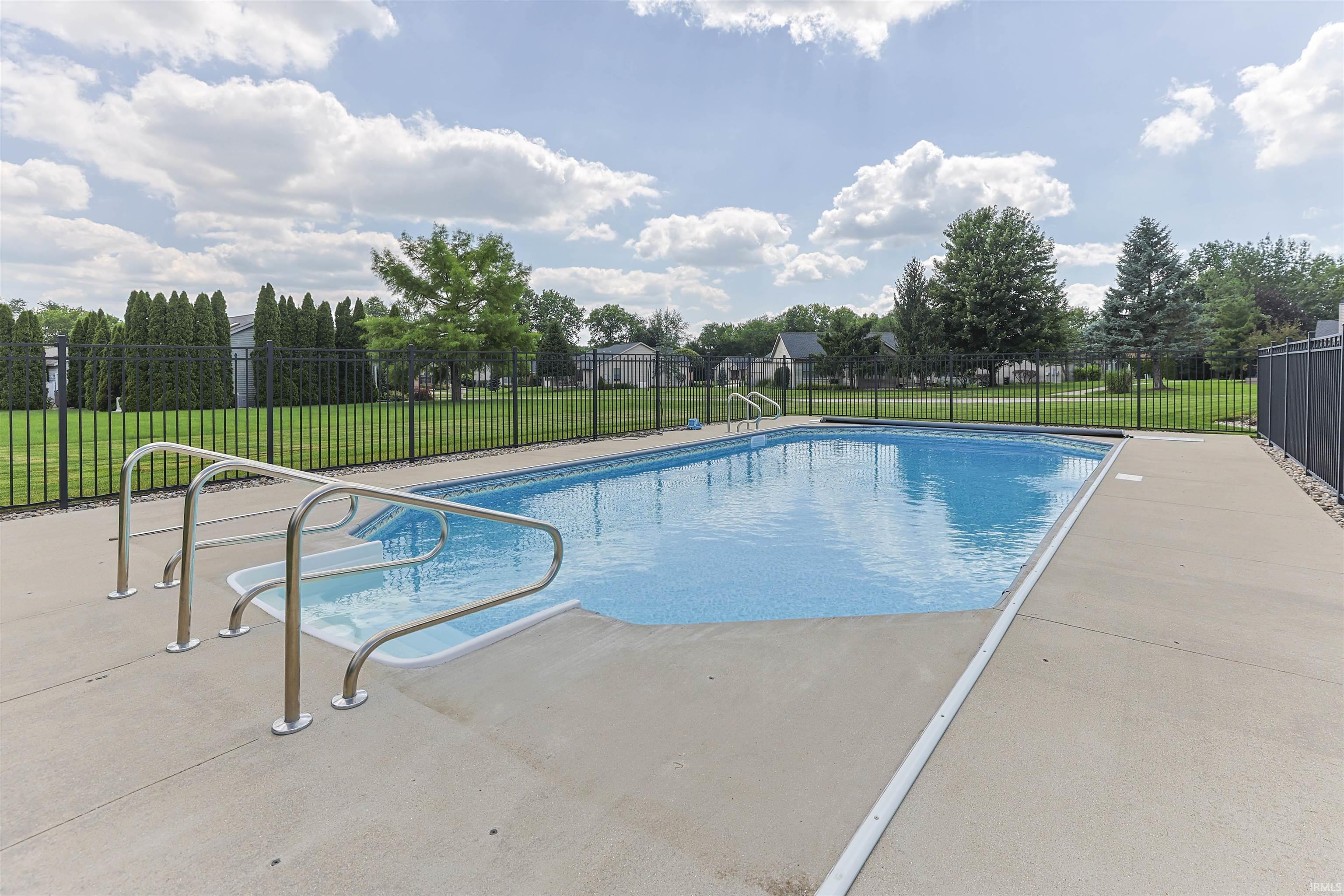 1360 Deerfield Court South Bend IN 46614