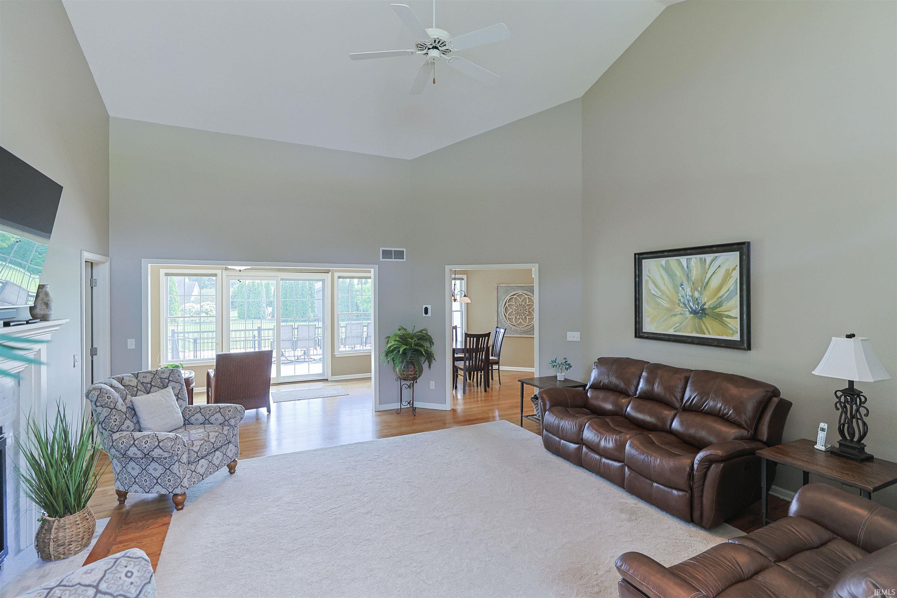 1360 Deerfield Court South Bend IN 46614