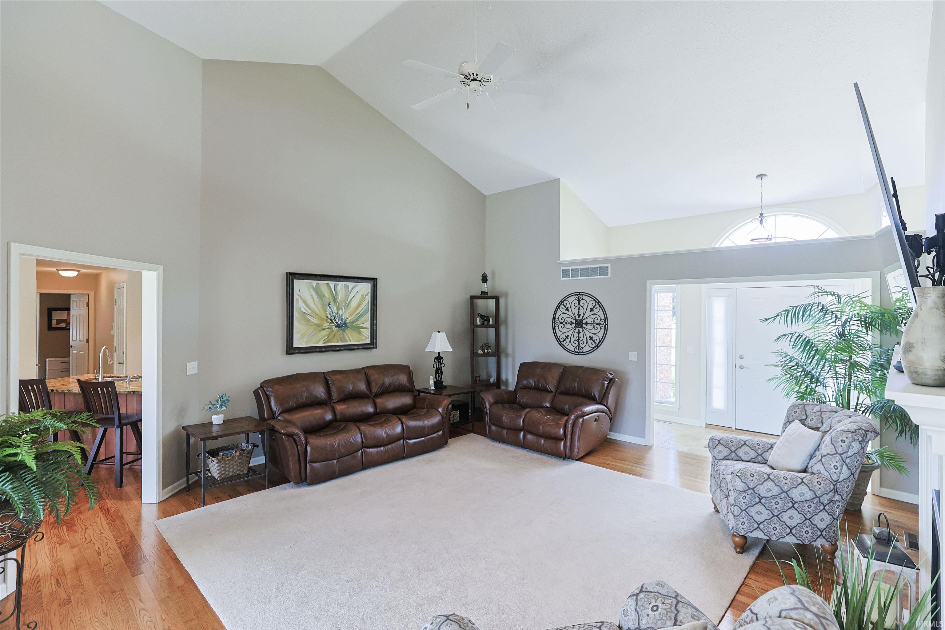 1360 Deerfield Court South Bend IN 46614