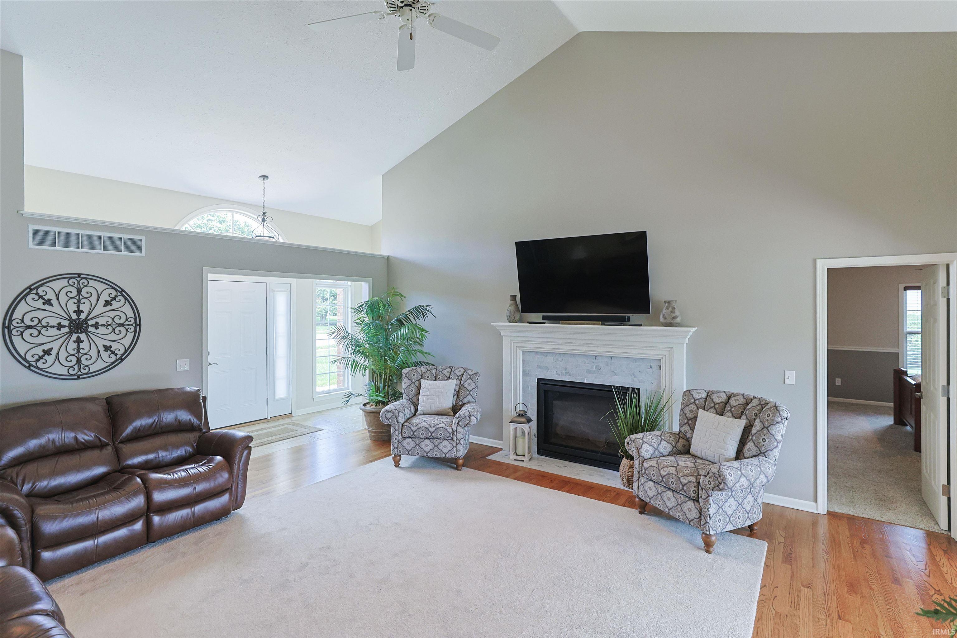 1360 Deerfield Court South Bend IN 46614