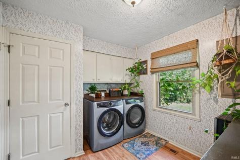651 Hawthorne Drive Carmel IN 46033