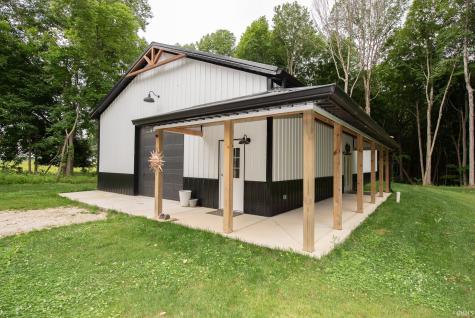 8841 Firefly Lane Lafayette IN 47905