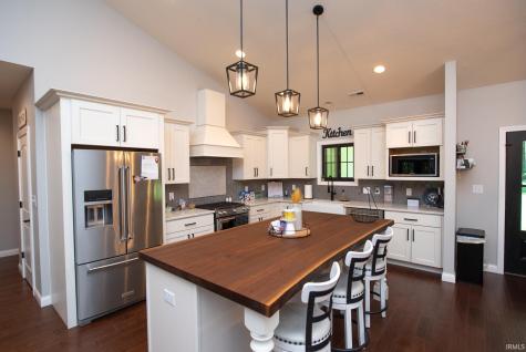 8841 Firefly Lane Lafayette IN 47905