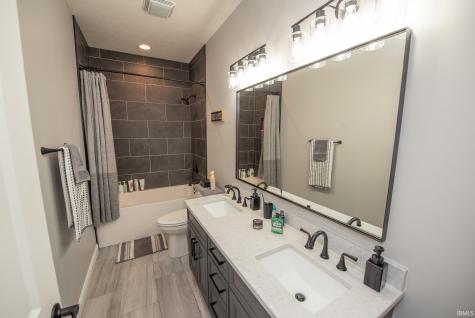 8841 Firefly Lane Lafayette IN 47905
