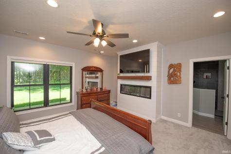 8841 Firefly Lane Lafayette IN 47905