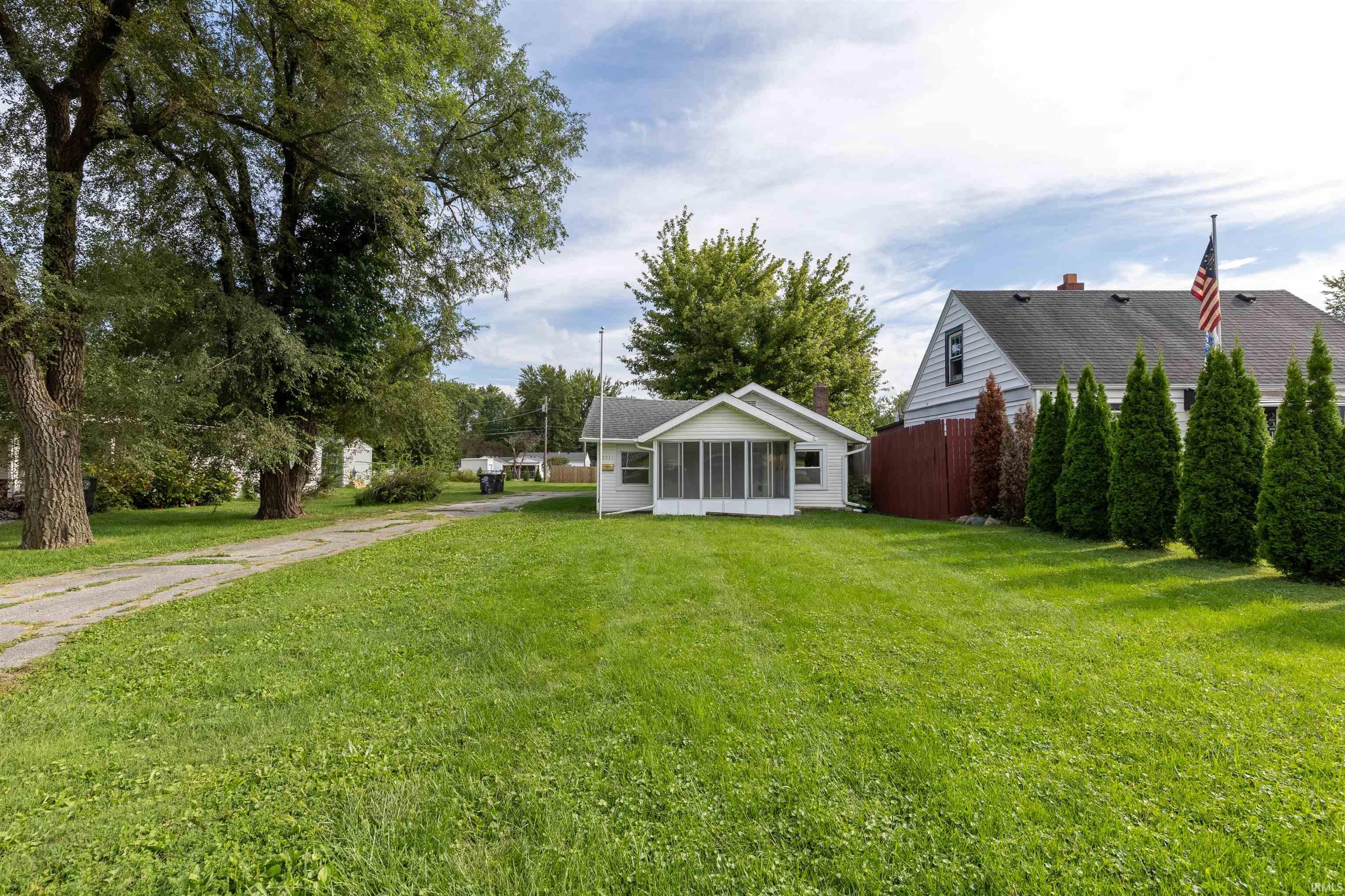 2215 Rehm Drive Fort Wayne IN 46819