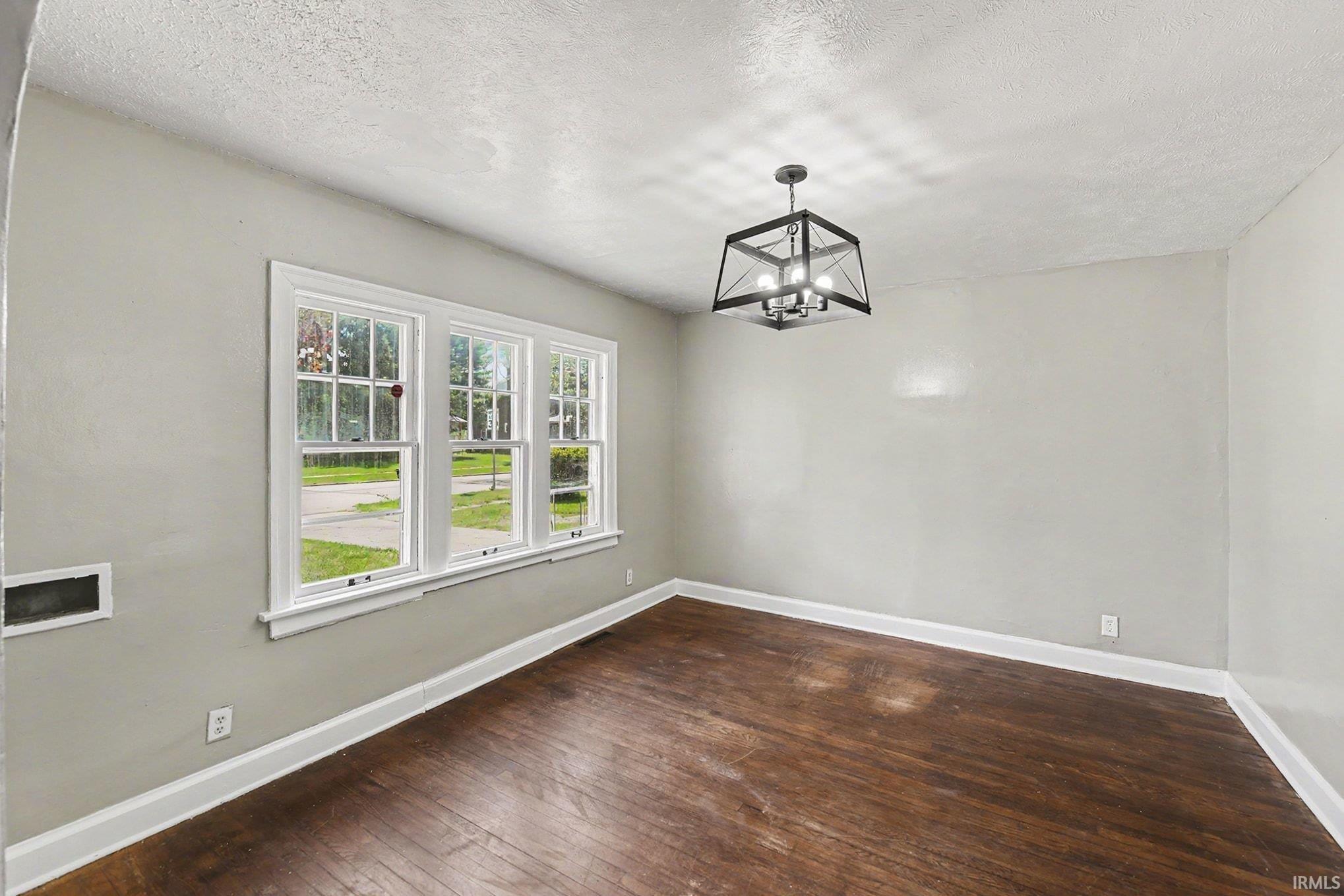 1237 Blaine Avenue South Bend IN 46616