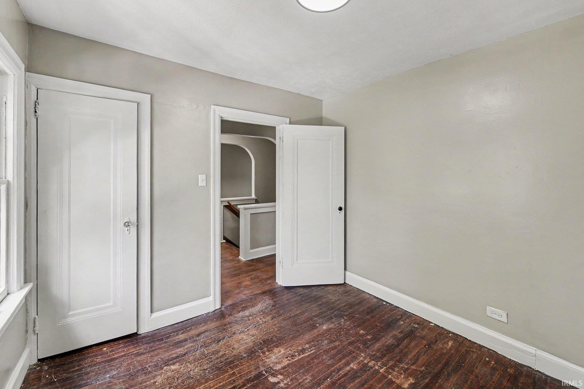 1237 Blaine Avenue South Bend IN 46616