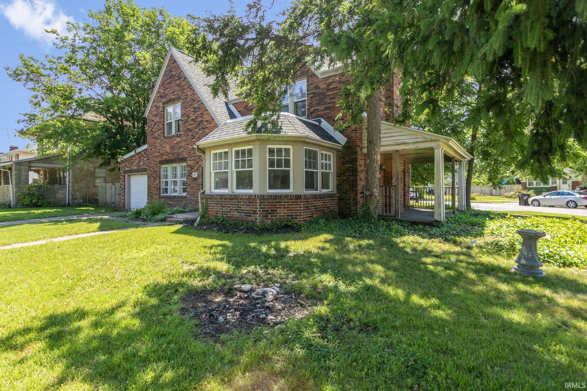 1237 Blaine Avenue South Bend IN 46616