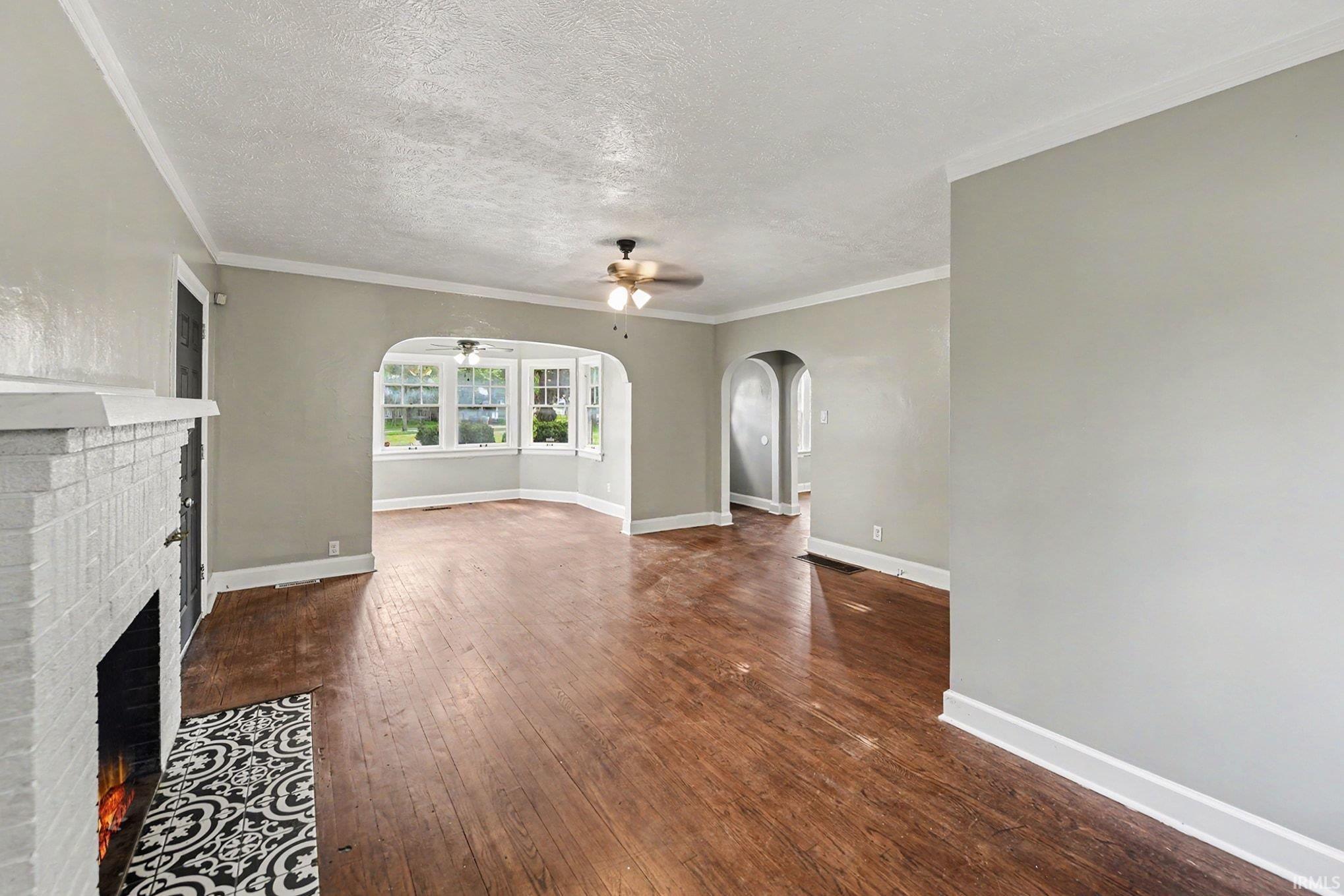 1237 Blaine Avenue South Bend IN 46616
