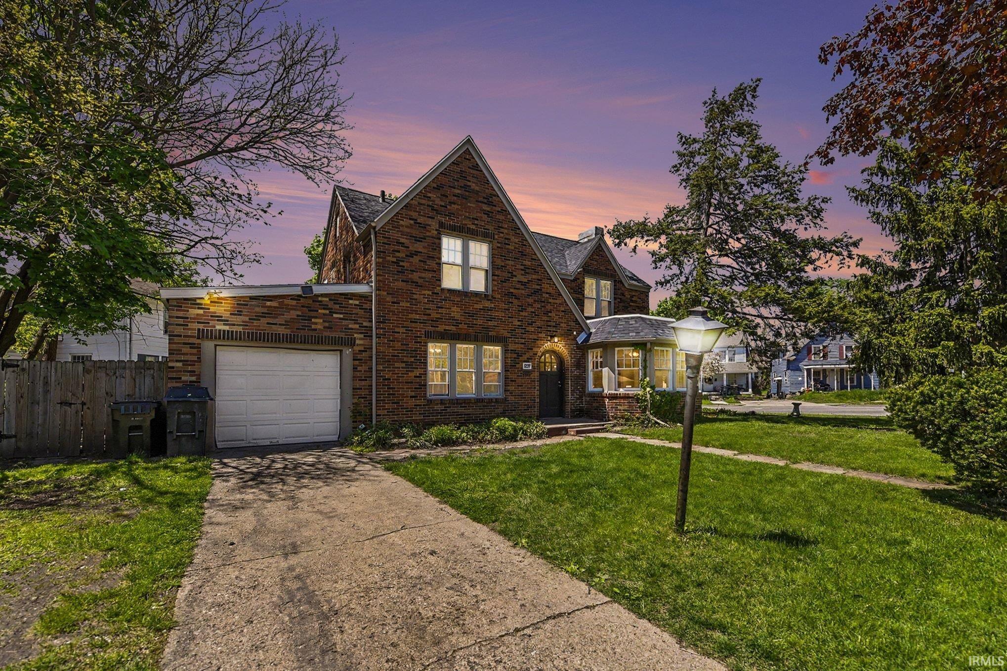 1237 Blaine Avenue South Bend IN 46616