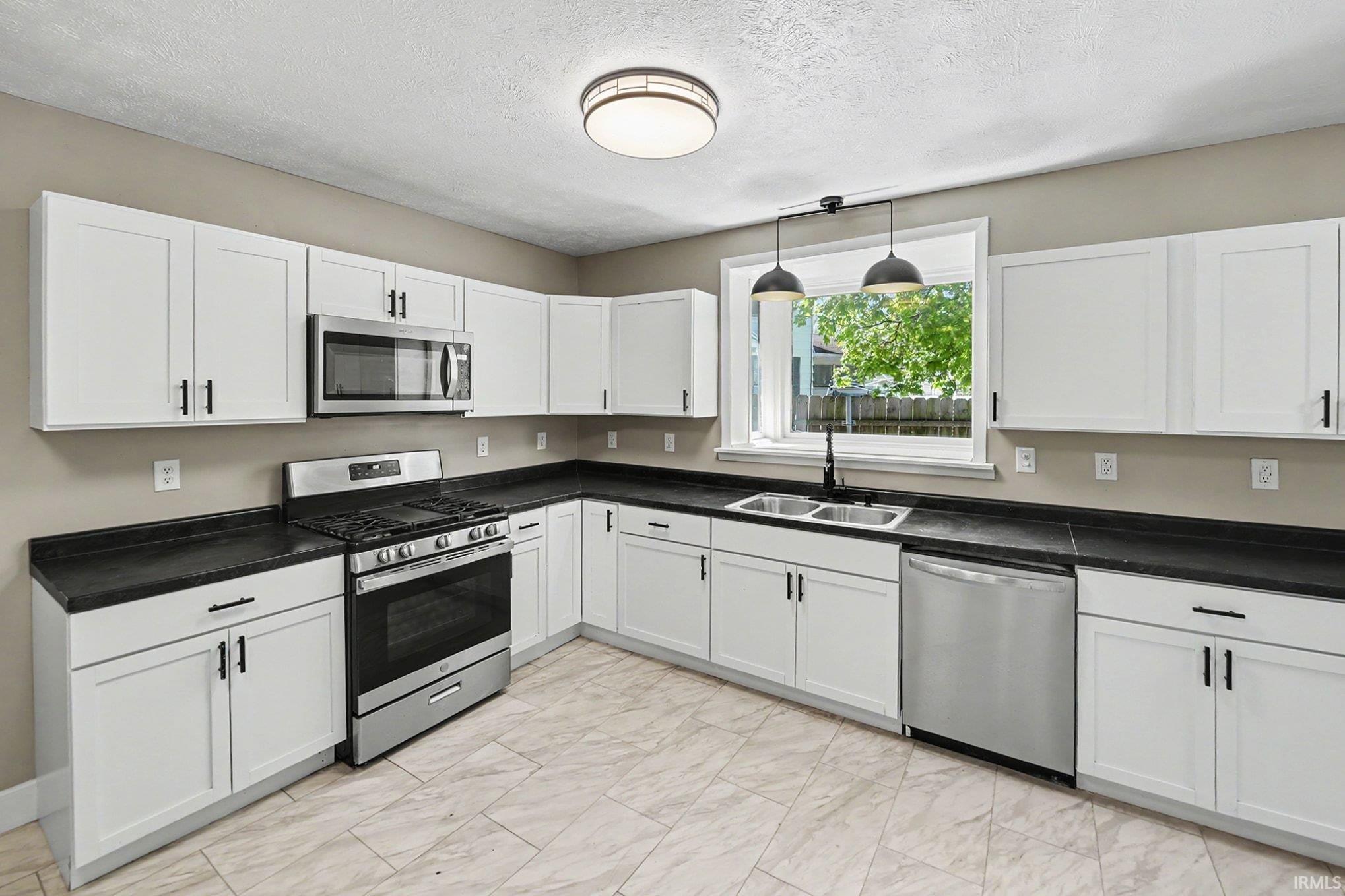 1237 Blaine Avenue South Bend IN 46616