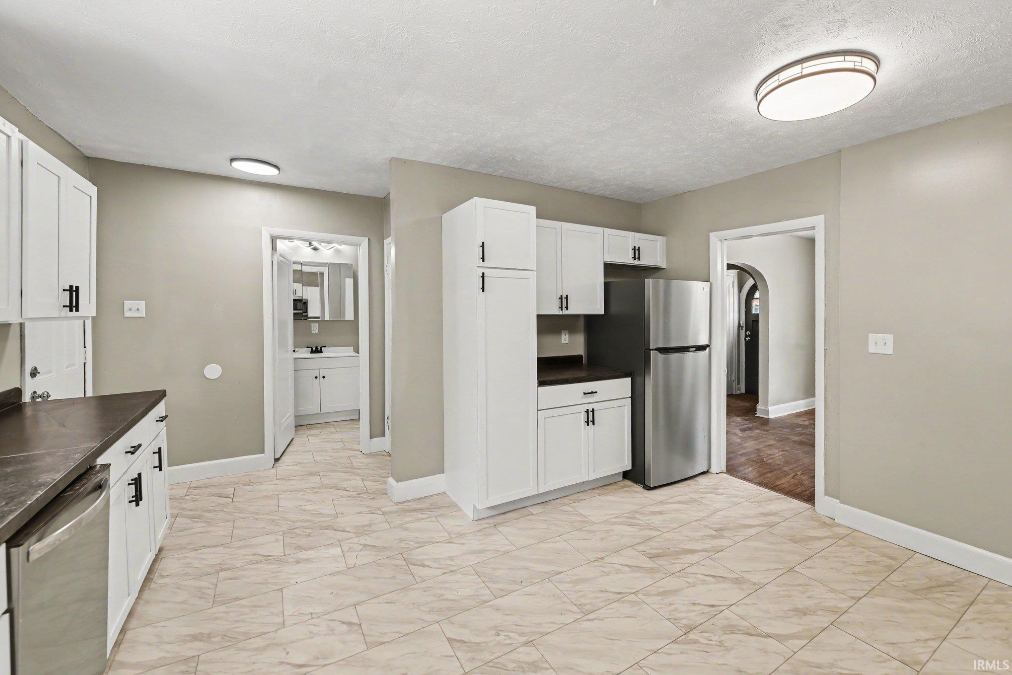 1237 Blaine Avenue South Bend IN 46616