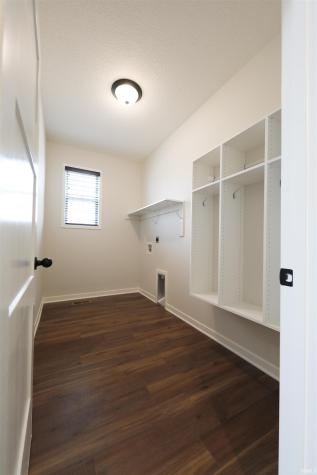 14201 Verona Lakes Passage Fort Wayne IN 46814