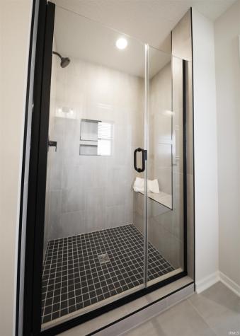 14201 Verona Lakes Passage Fort Wayne IN 46814