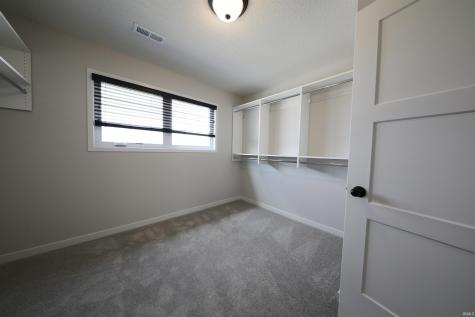 14201 Verona Lakes Passage Fort Wayne IN 46814