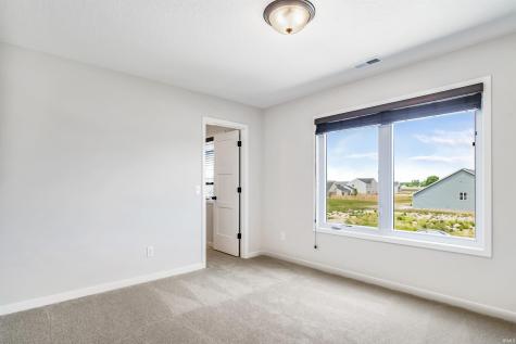 14201 Verona Lakes Passage Fort Wayne IN 46814