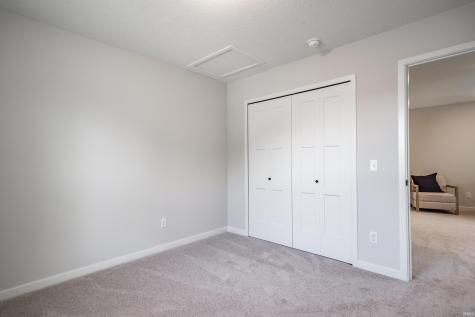14201 Verona Lakes Passage Fort Wayne IN 46814