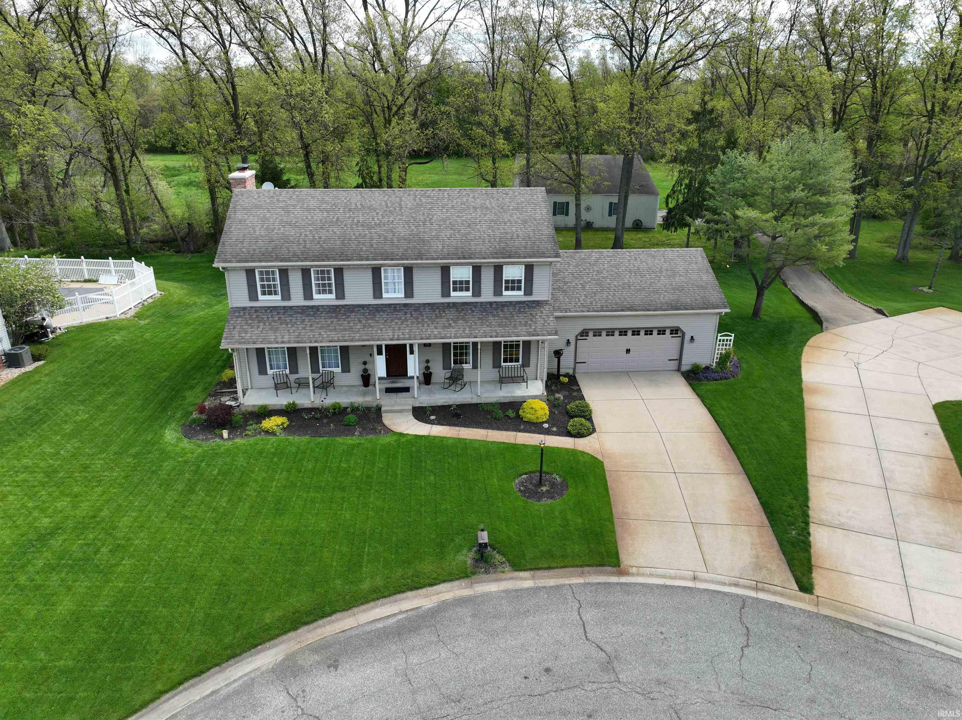 52220 Arrowhead Circle Granger IN 46530