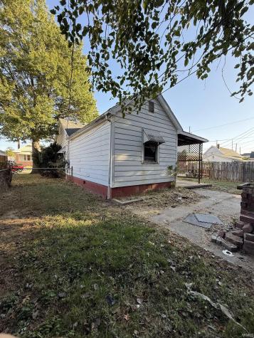 721 Adams Avenue Evansville IN 47713